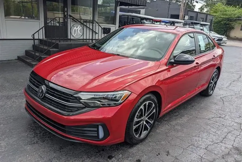 2024 Volkswagen Jetta Sport photo 1