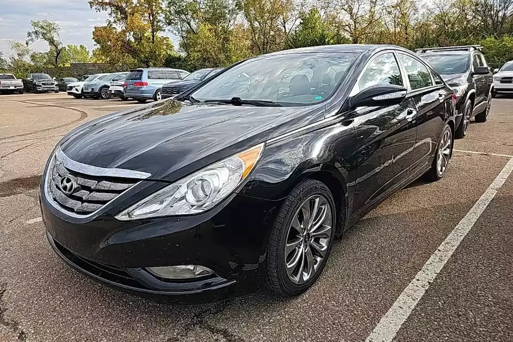 2012 Hyundai Sonata Limited photo 1