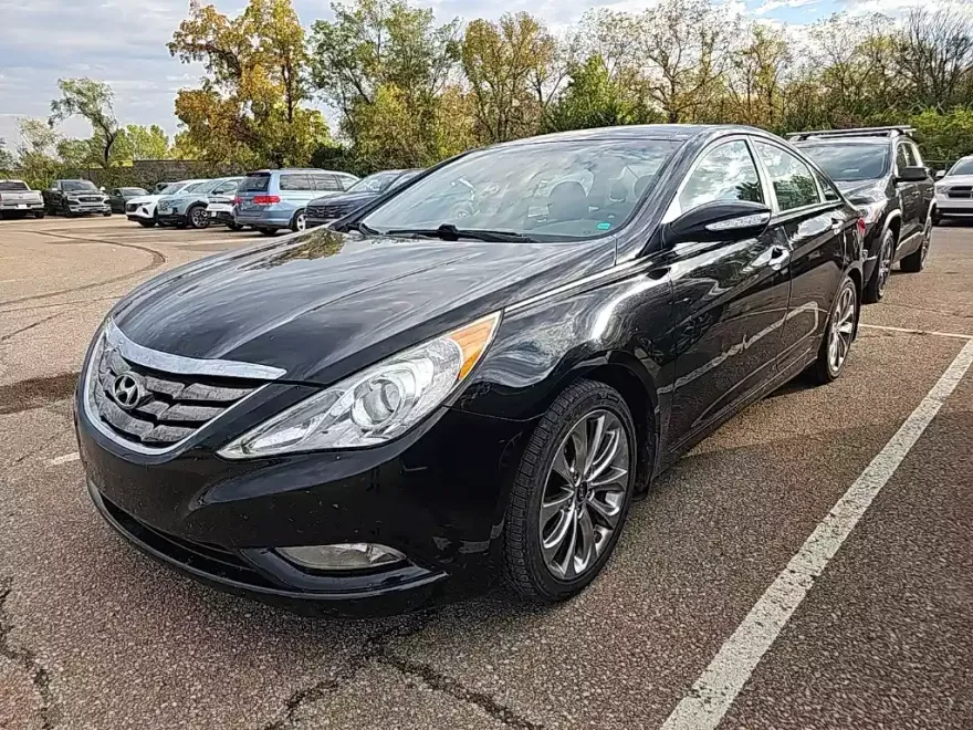 2012 Hyundai Sonata Limited photo 1