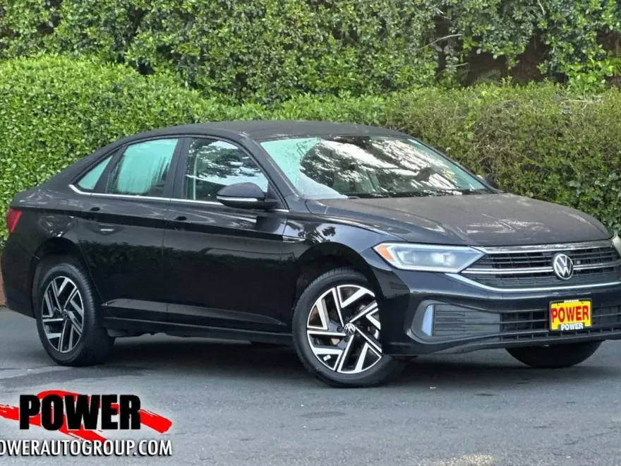 2022 Volkswagen Jetta 1.5T SEL photo 1