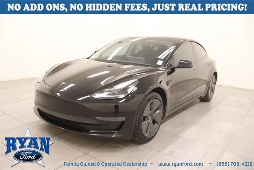 2023 Tesla Model 3 photo 1