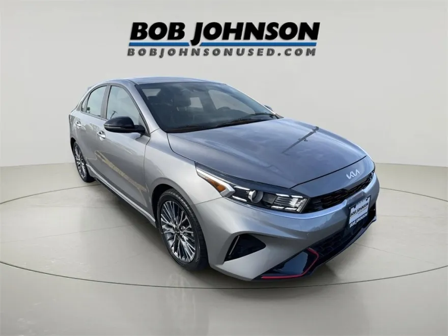 2023 Kia Forte GT-Line photo 1