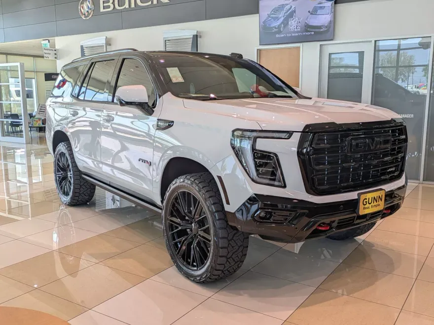 2025 Gmc Yukon AT4 Ultimate photo 1