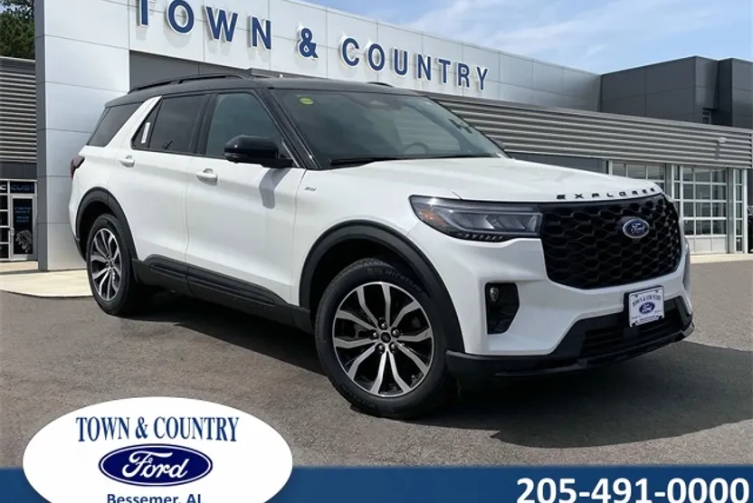 2025 Ford Explorer ST-Line photo 1