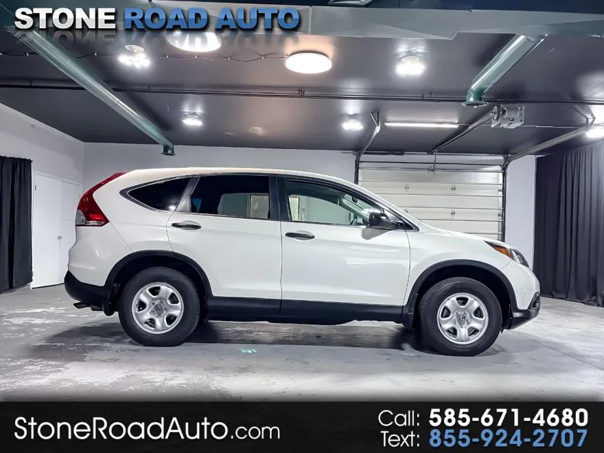 2013 Honda CR-V LX photo 1