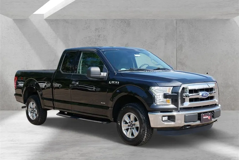 2015 Ford F-150 XLT photo 1