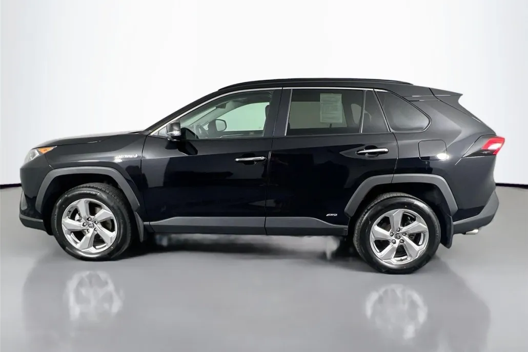 2021 Toyota RAV4 Hybrid Limited photo 1