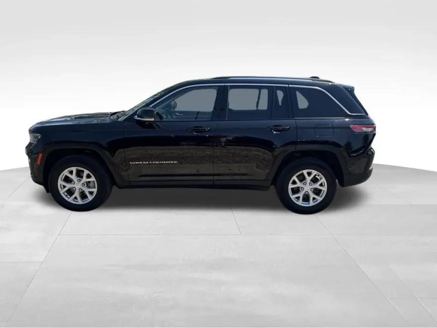 2023 Jeep Grand Cherokee Limited photo 1