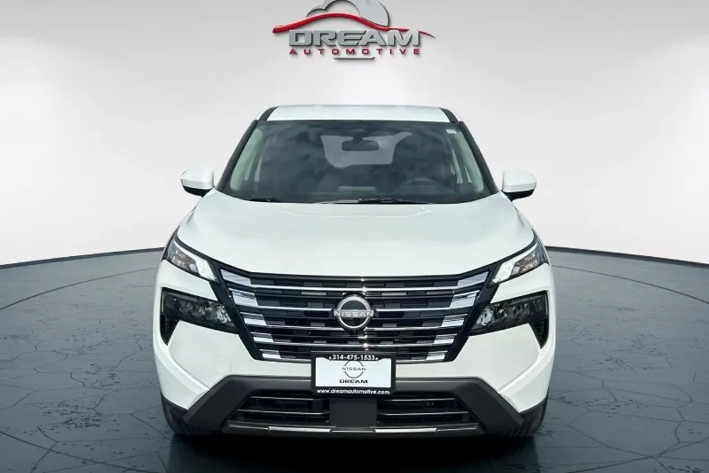 2026 Nissan Rogue SV photo 1