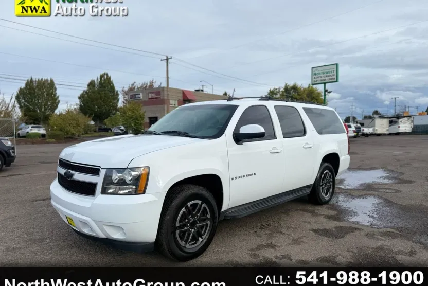 2009 Chevrolet Suburban 1500 photo 1