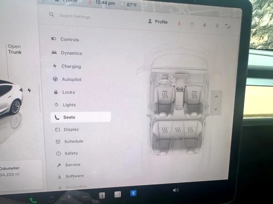 2022 Tesla Model 3 Long Range photo 36