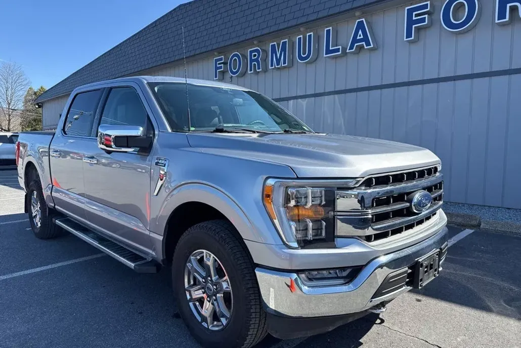 2022 Ford F-150 Lariat photo 1