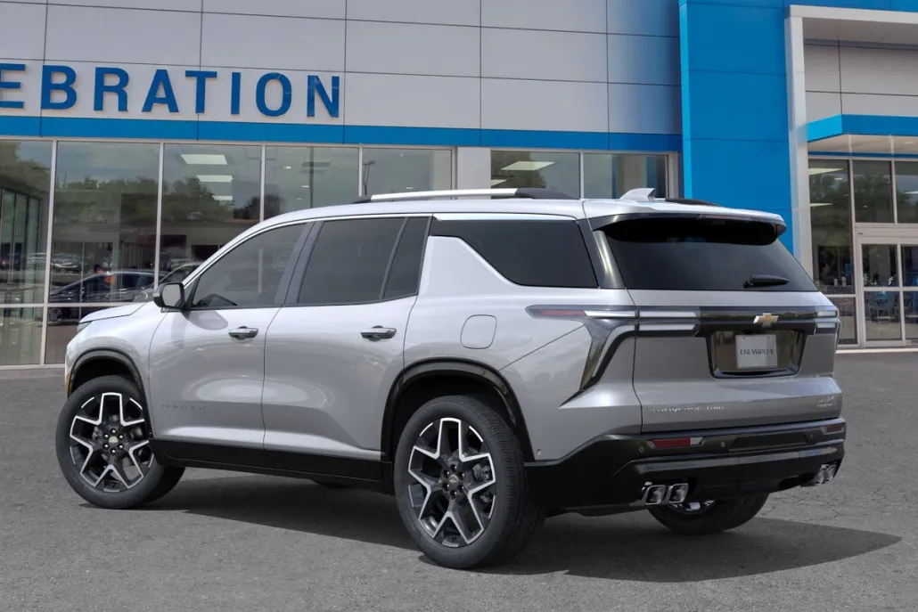 2026 Chevrolet Traverse High Country photo 1