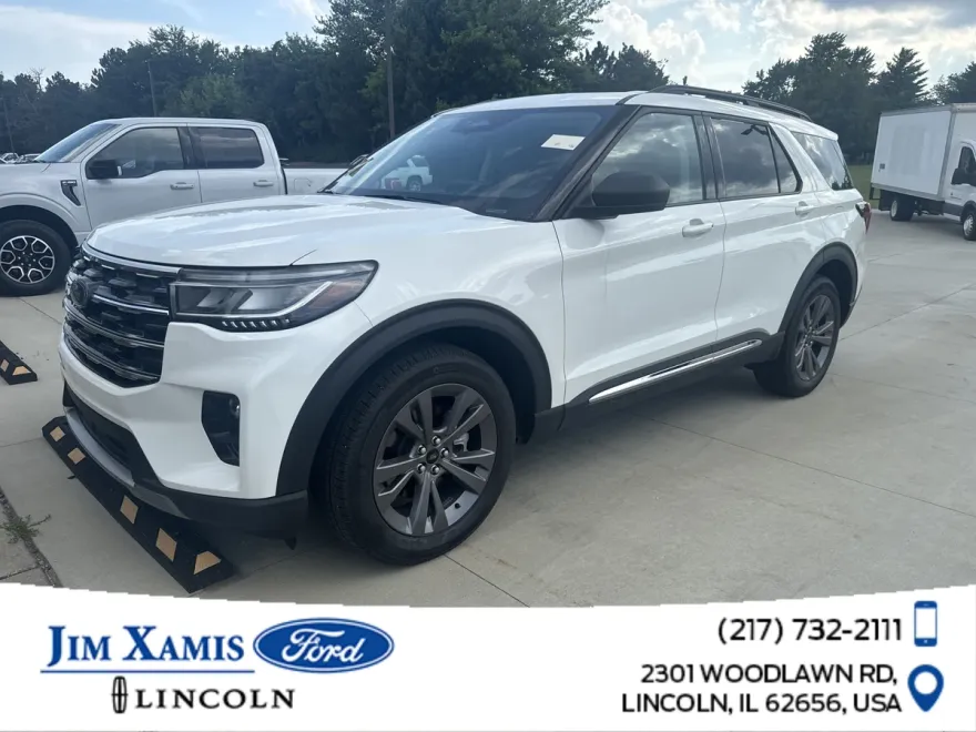 2025 Ford Explorer photo 1
