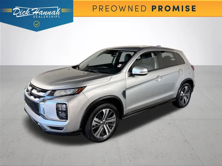 2024 Mitsubishi Outlander Sport SE photo 1