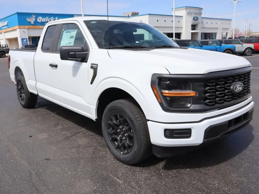 2025 Ford F-150 STX photo 1