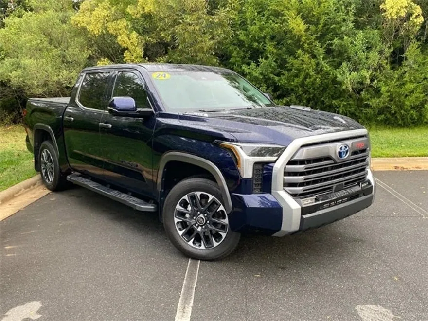 2024 Toyota Tundra Limited photo 1
