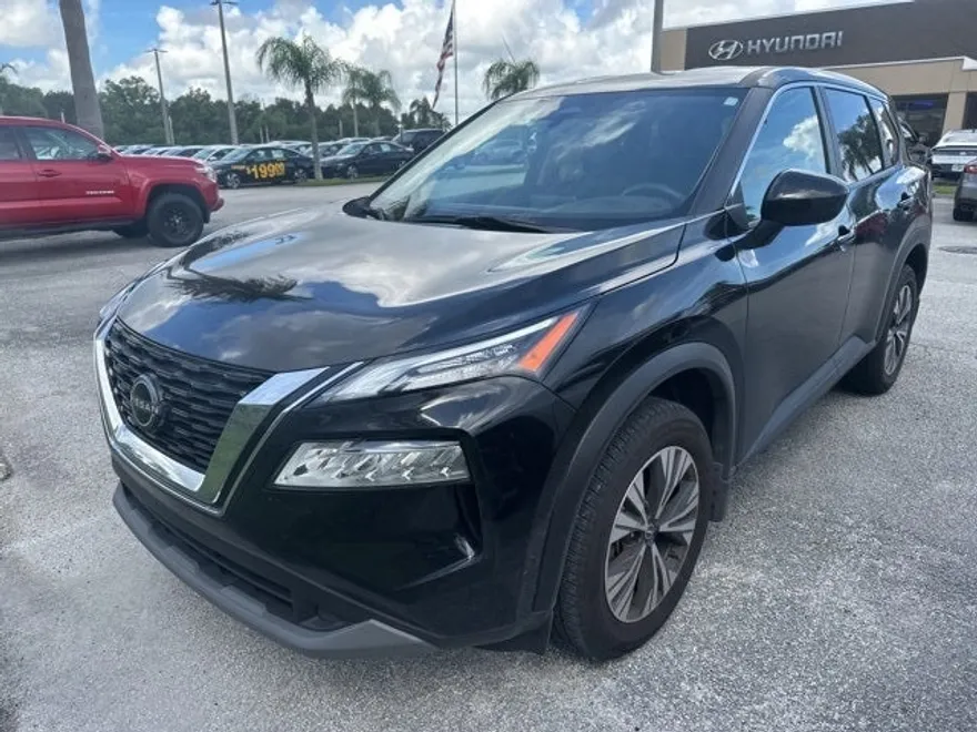 2023 Nissan Rogue SV photo 1
