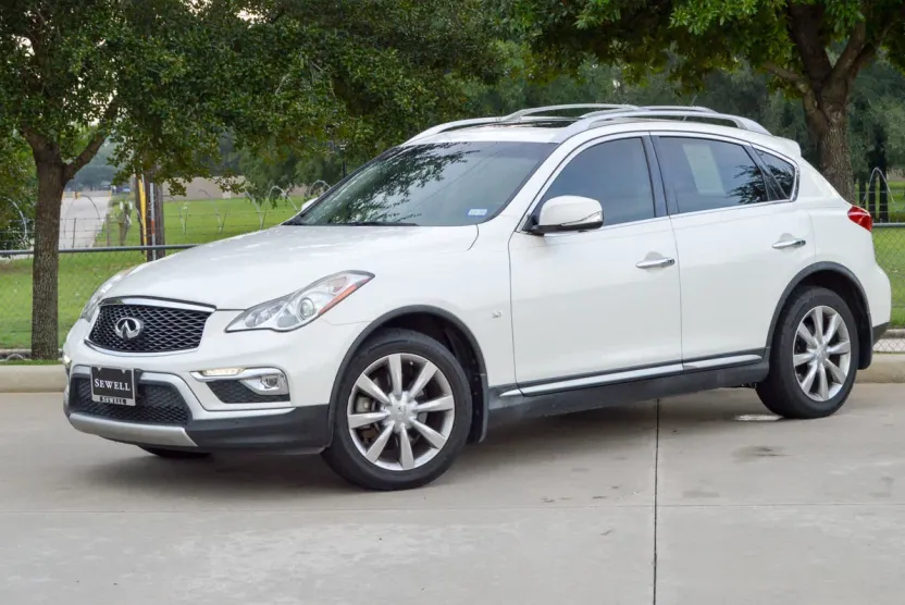 2017 Infiniti QX50 photo 1