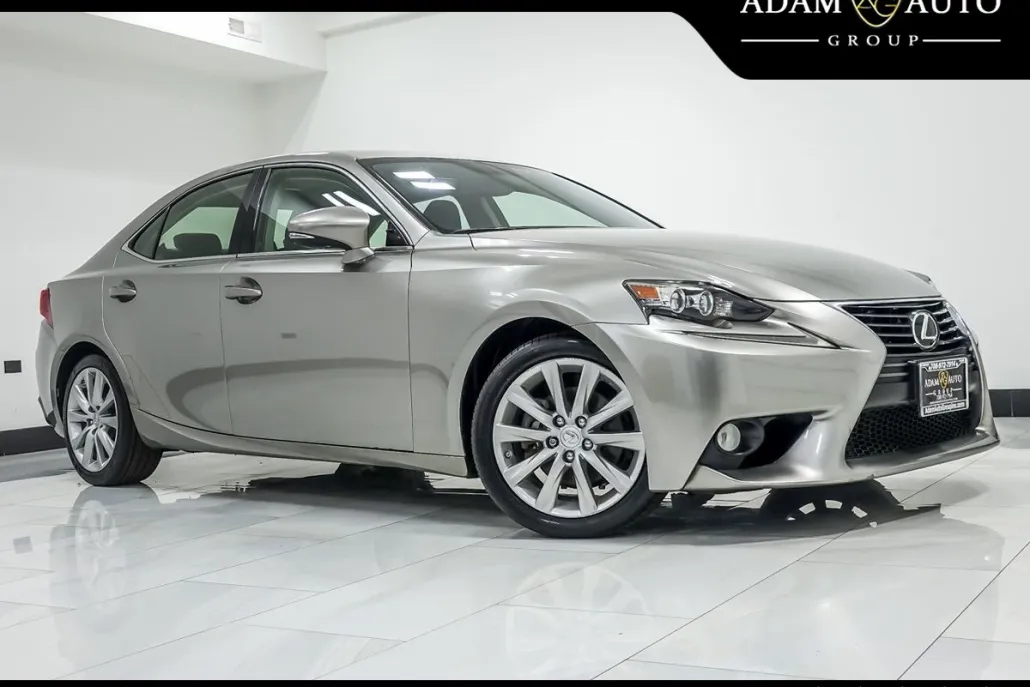 2014 Lexus IS 250 AWD photo 1
