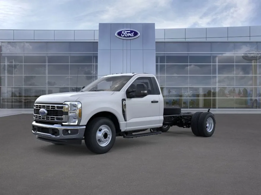 2026 Ford F-350 XL photo 1