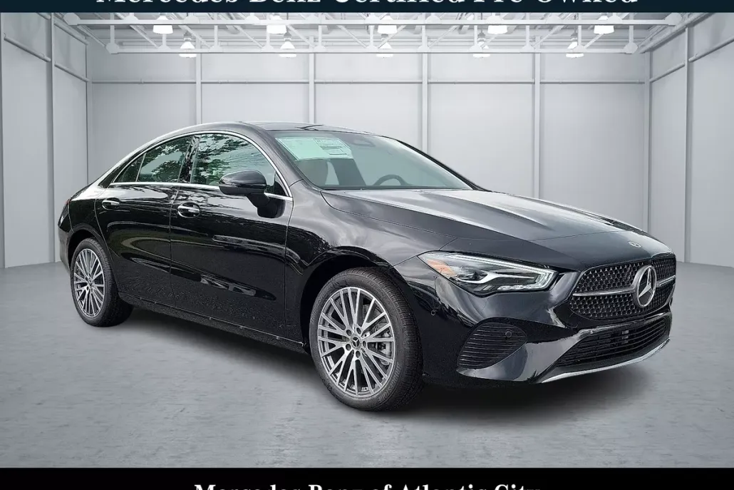 2025 Mercedes Benz CLA 250 4MATIC photo 1