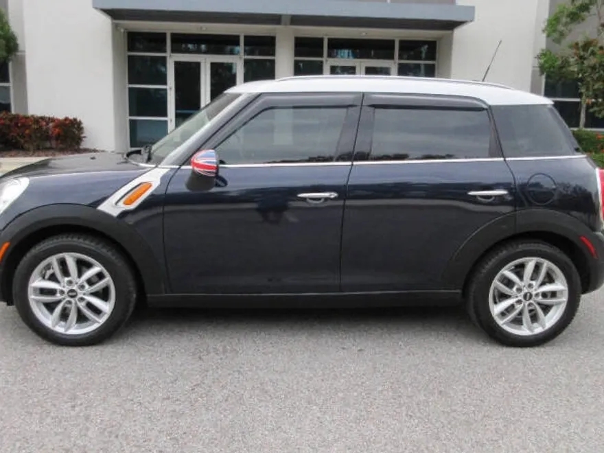 2014 Mini Countryman photo 1