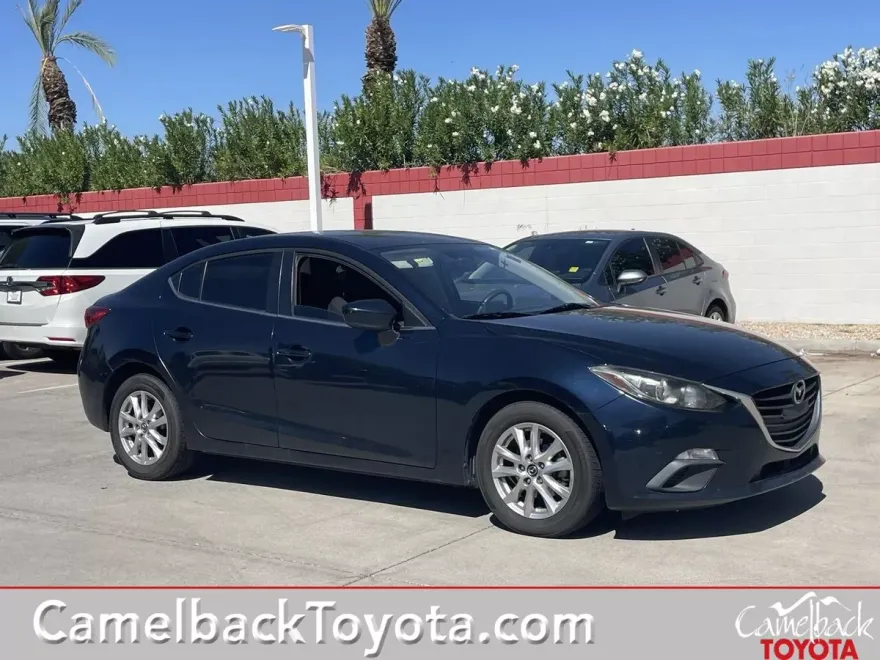 2016 Mazda Mazda3 i Sport photo 1