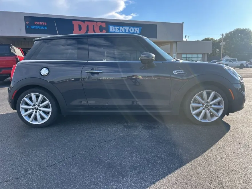 2020 Mini Cooper Hardtop S photo 1