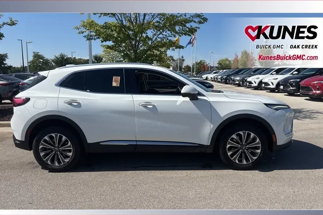 2024 Buick Envision Preferred photo 1