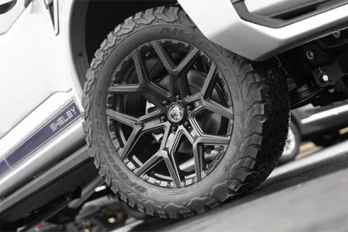 2025 Ford F-150 Lariat photo 3