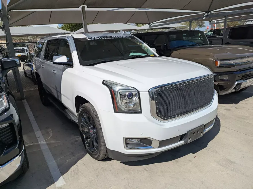 2016 Gmc Yukon XL SLT photo 1