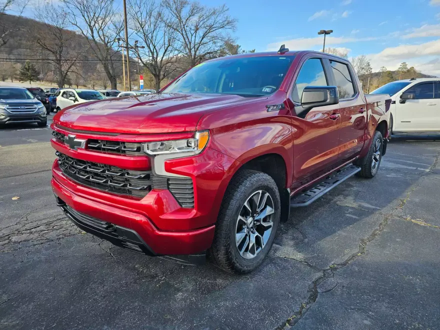 2023 Chevrolet Silverado 1500 RST photo 1
