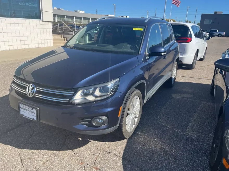 2016 Volkswagen Tiguan SE photo 1