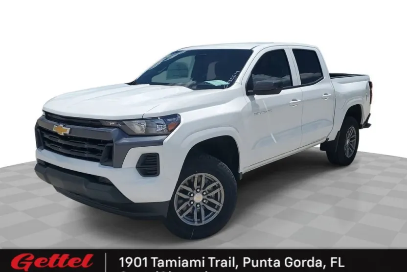 2025 Chevrolet Colorado Work Truck LT photo 1
