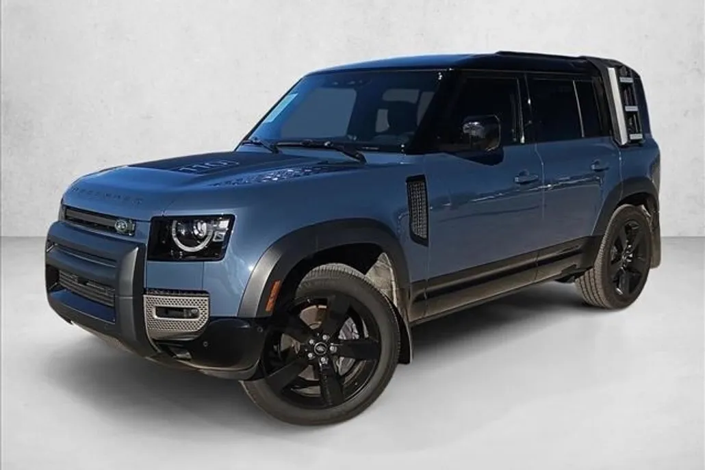 2023 Land Rover Defender X-Dynamic SE photo 1