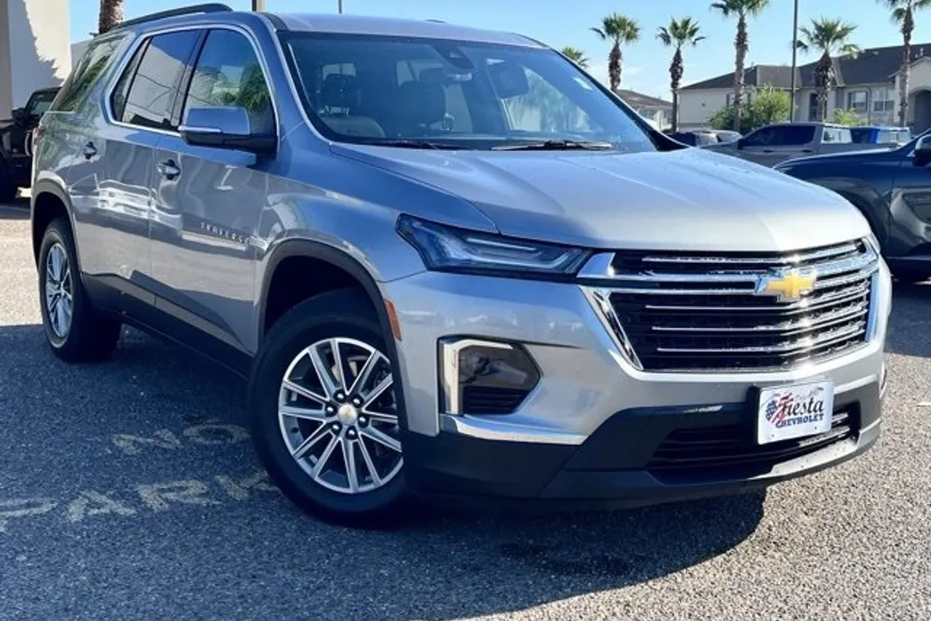 2023 Chevrolet Traverse Cloth photo 1