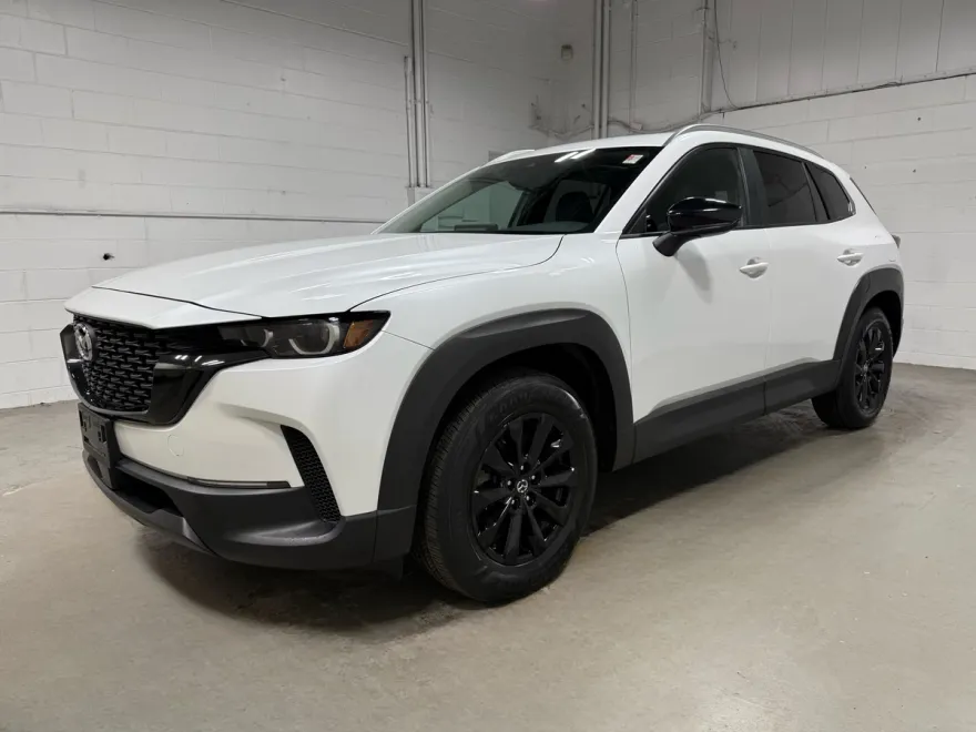 2023 Mazda CX-50 2.5 Preferred Plus photo 1