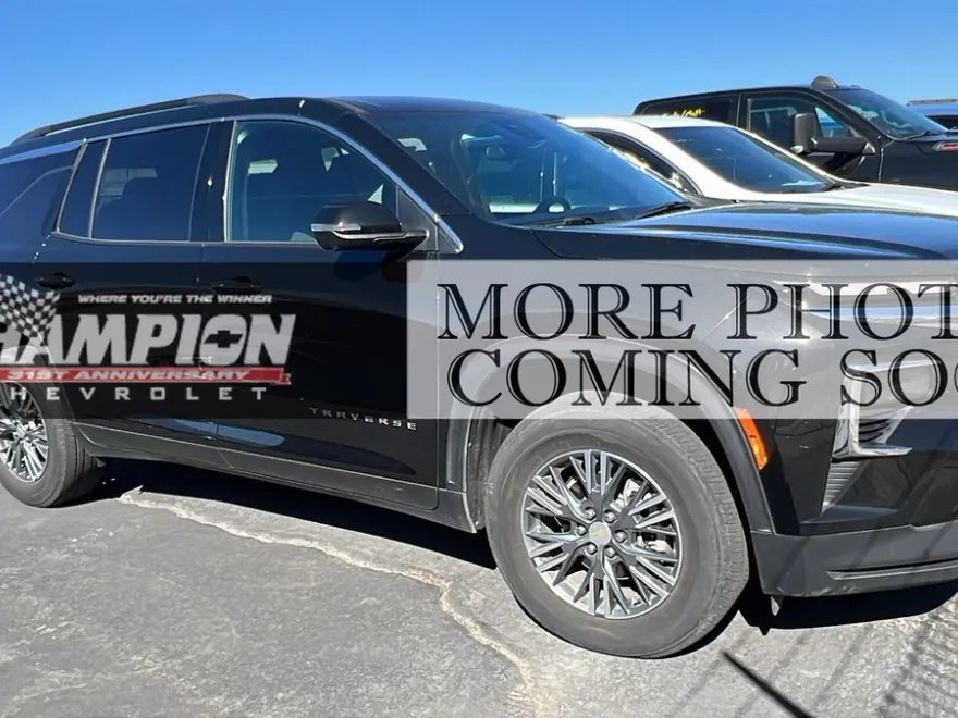 2024 Chevrolet Traverse photo 1