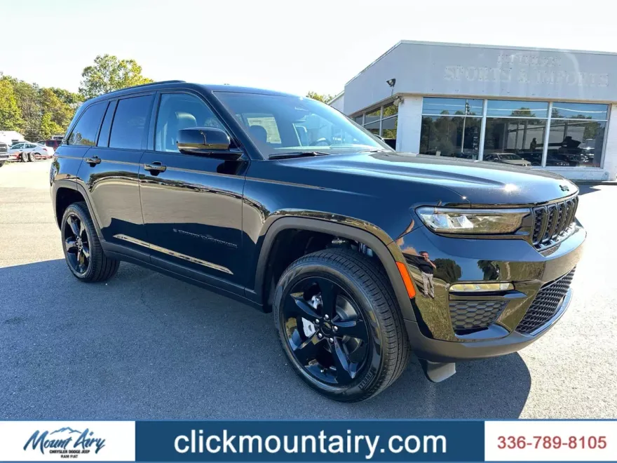 2025 Jeep Grand Cherokee Limited photo 1