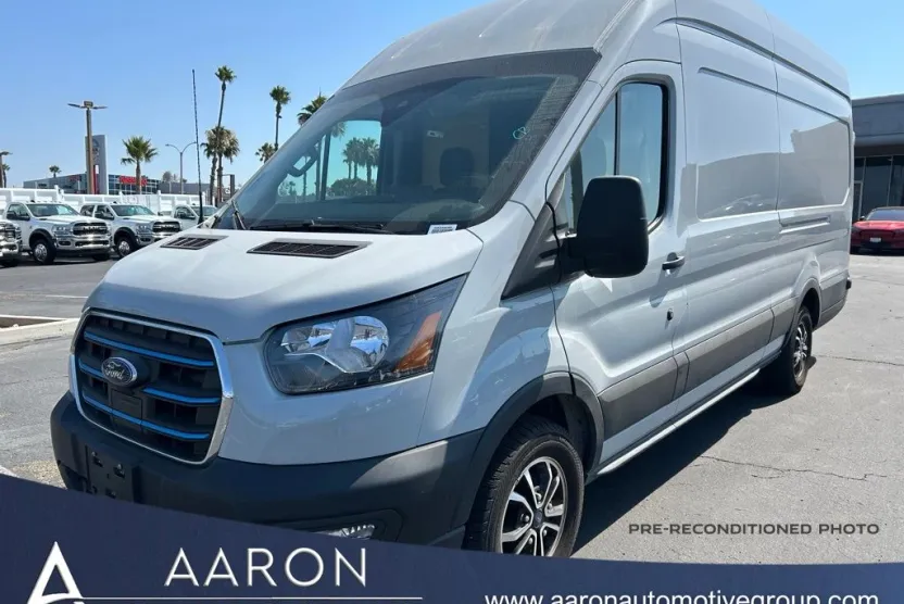 2023 Ford Transit photo 1