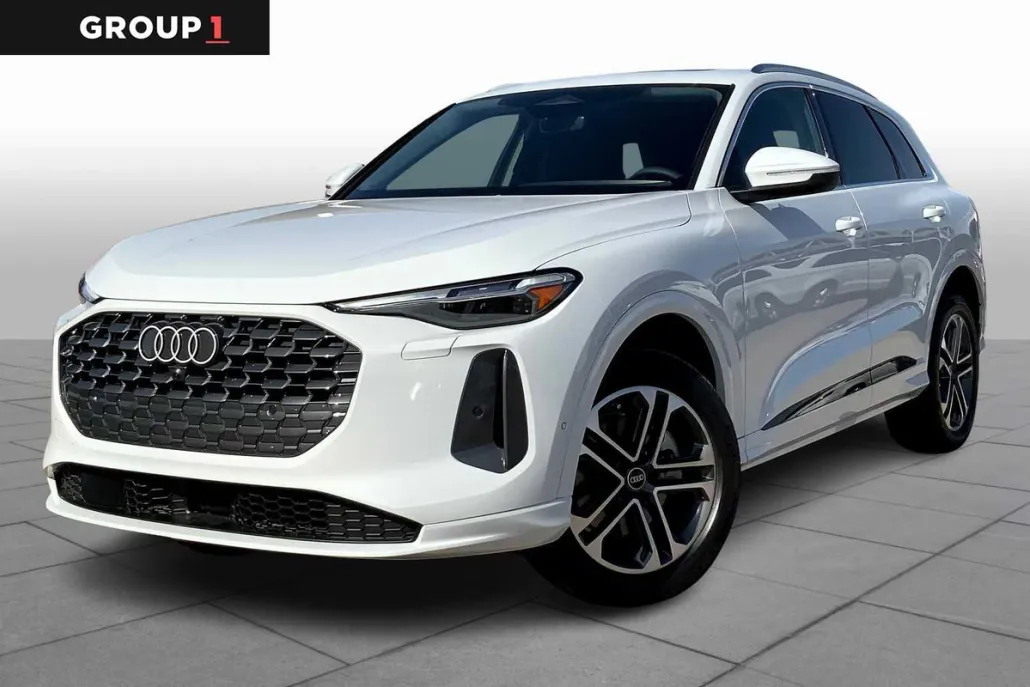 2025 Audi Q5 Premium Plus photo 1