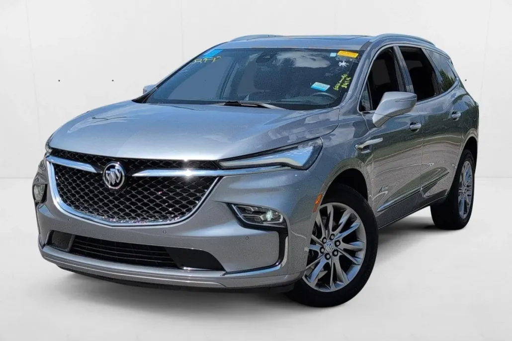 2023 Buick Enclave Avenir photo 1