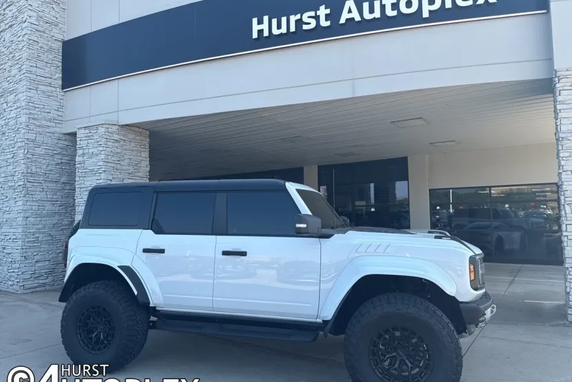 2024 Ford Bronco Raptor photo 1