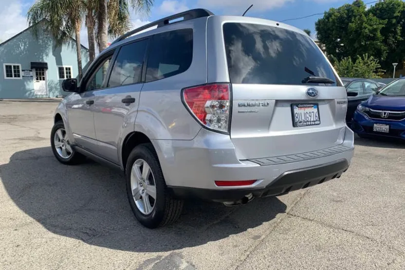 2013 Subaru Forester 2.5X photo 1