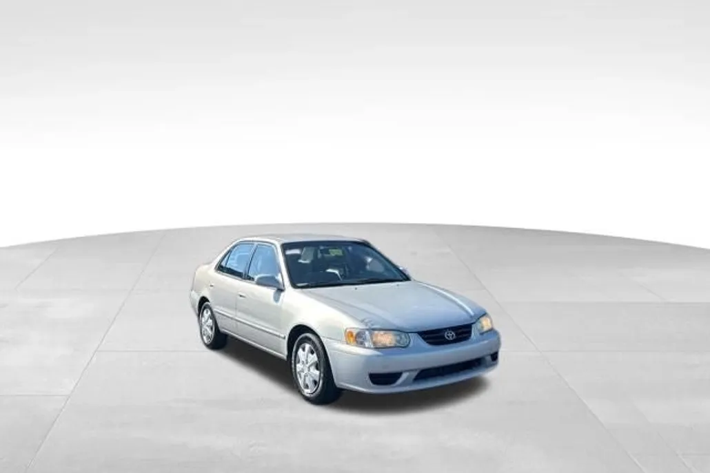 2002 Toyota Corolla S photo 1