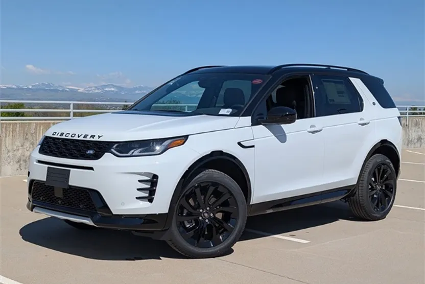 2025 Land Rover Discovery Sport SE photo 1