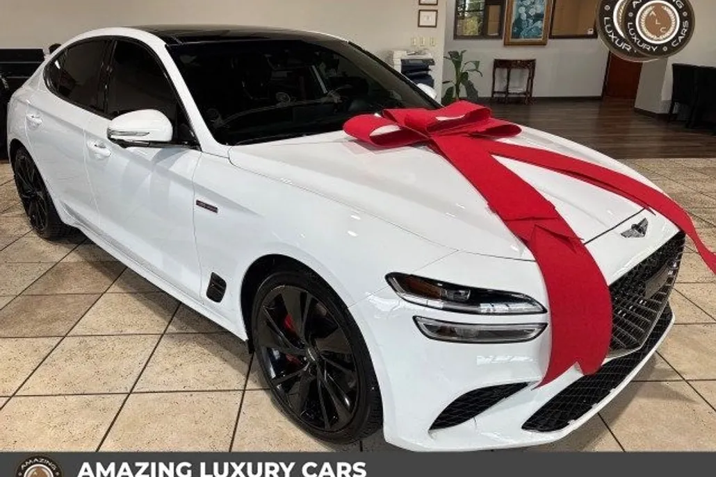 2023 Genesis G70 3.3T photo 1