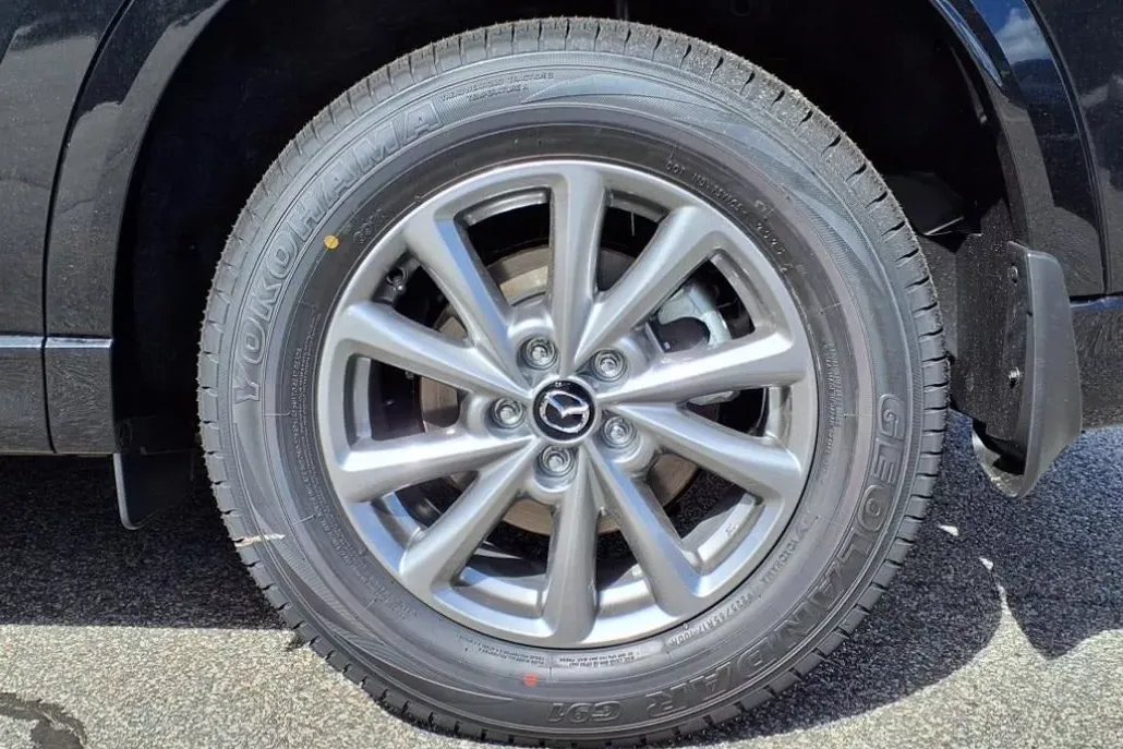 2025 Mazda CX-5 2.5 S Preferred photo 1