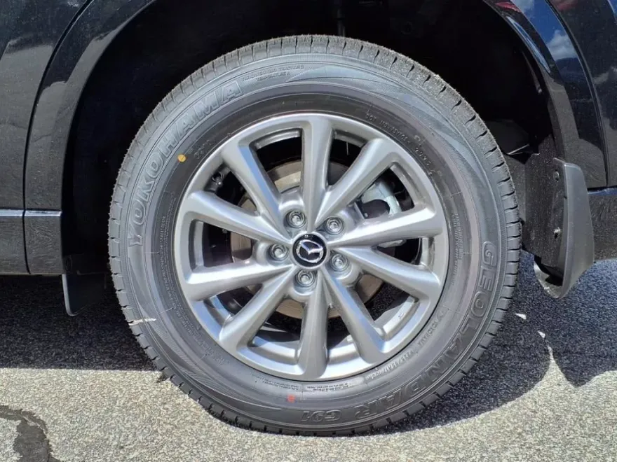 2025 Mazda CX-5 2.5 S Preferred photo 1